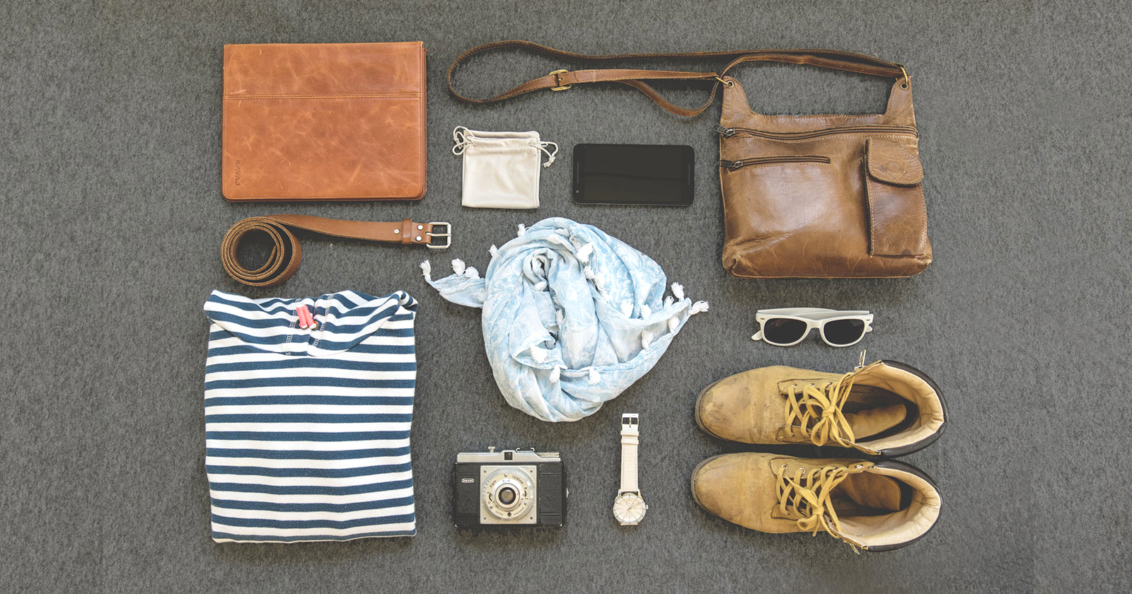 How to Match Your Glasses with Outfits