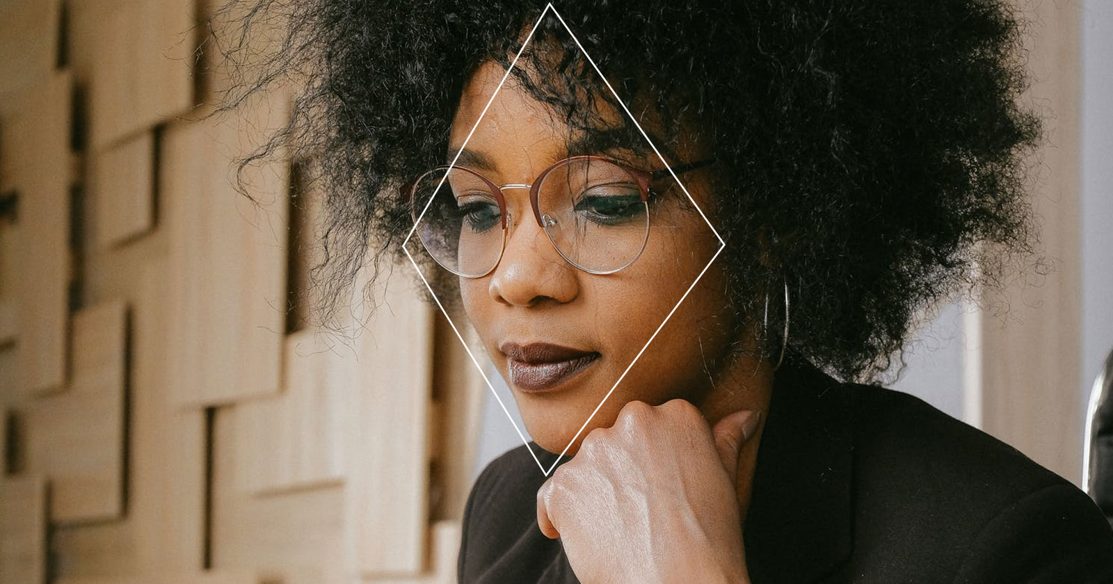 Eyeglasses for Diamond Face Shape