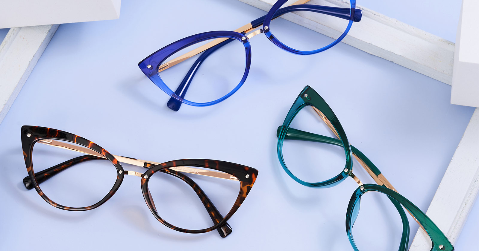 The Best Glasses For Green Eyes