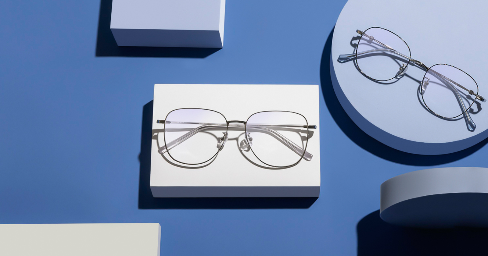 The Best Glasses For Grey Eyes